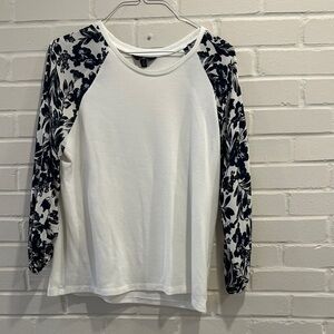 Jules & Leopold White Top with Black Floral Sleeves